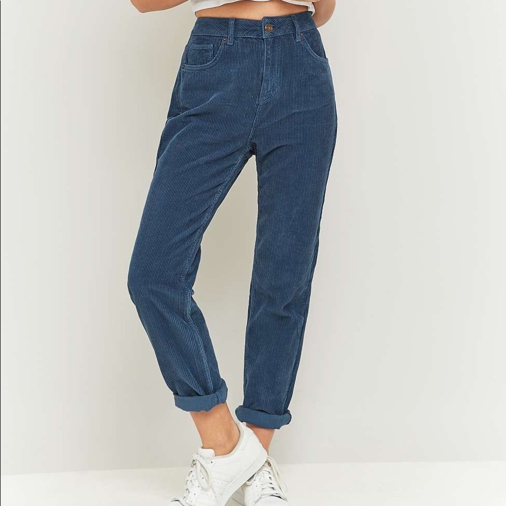 ✨3 for $25✨ BDG Mom High Rise Cords